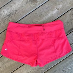 Lululemon Speed Short - Size 6 (Never worn!)